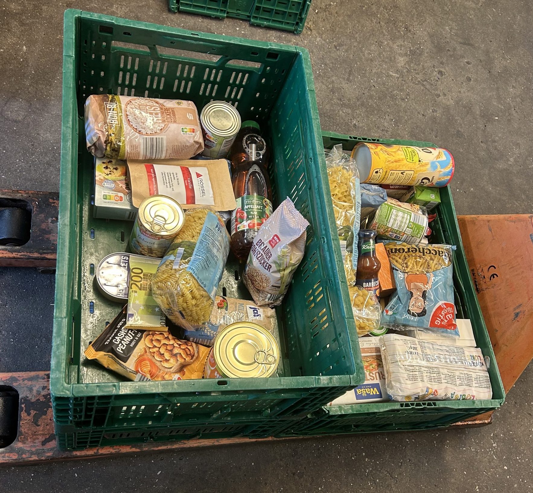 Traditioneller Erntedank-Besuch der Johanniter KiTa Dasbecker Markt Traditioneller Erntedank-Besuch der Johanniter KiTa Dasbecker Markt